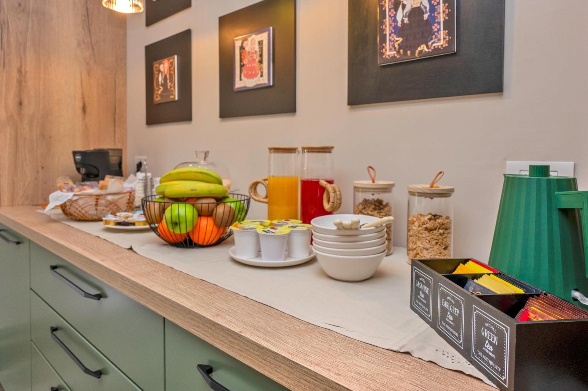 Rotareddu B&B Luogosanto Ngoại thất bức ảnh